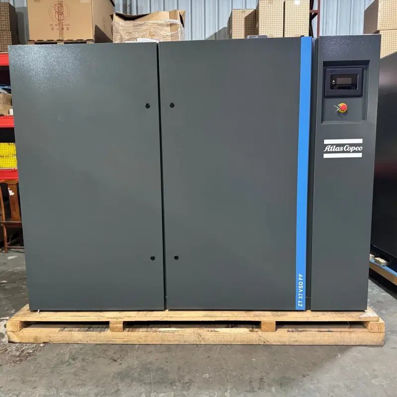 Atlas Copco ZT 37 VSD FF Kompresor Sekrup Bebas Minyak 37KW 50HP Pengering Kelas 0 Asli